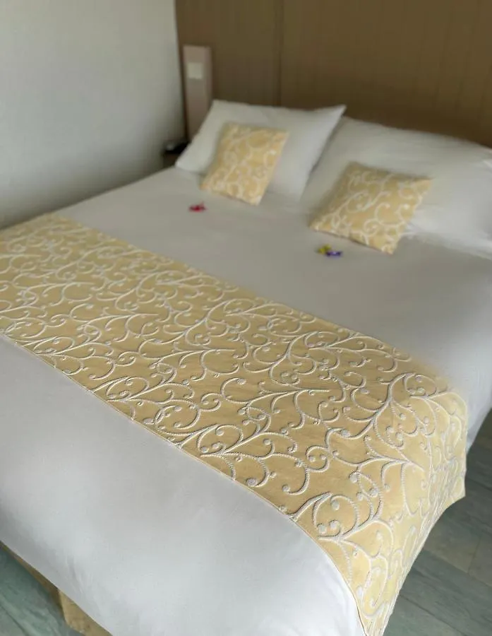 ***  Hotel Cote Sud Leman Thonon-les-Bains Fransa