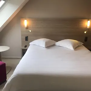 Escale Oceania Centre 3*, Quimper Francia