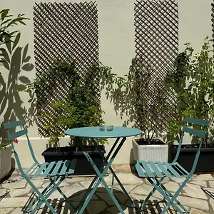 Hipotel Lilas Gambetta 3*, Parigi Francia